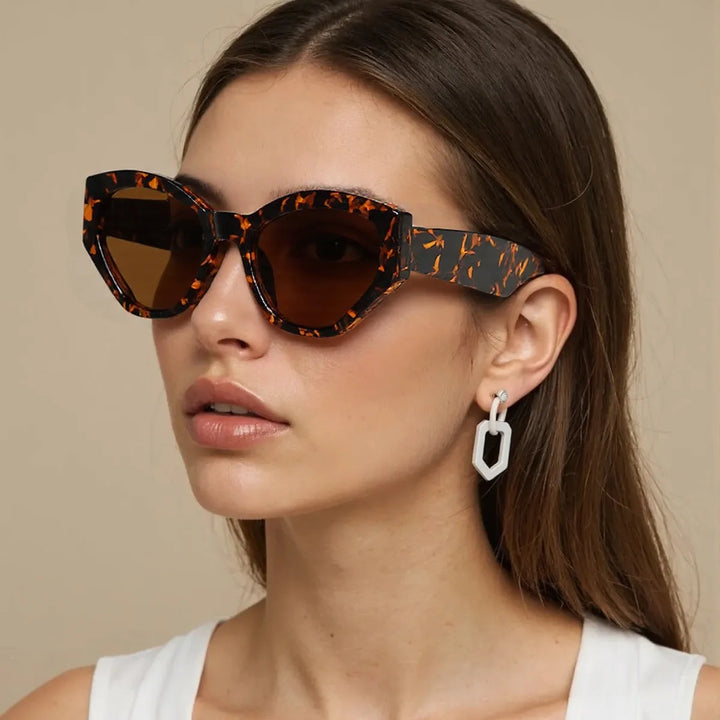 Safari Eyes